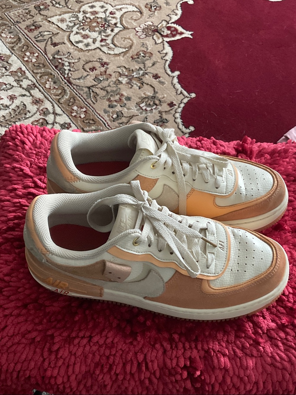 Nike Women's Sneakers in White and Peachy Orange